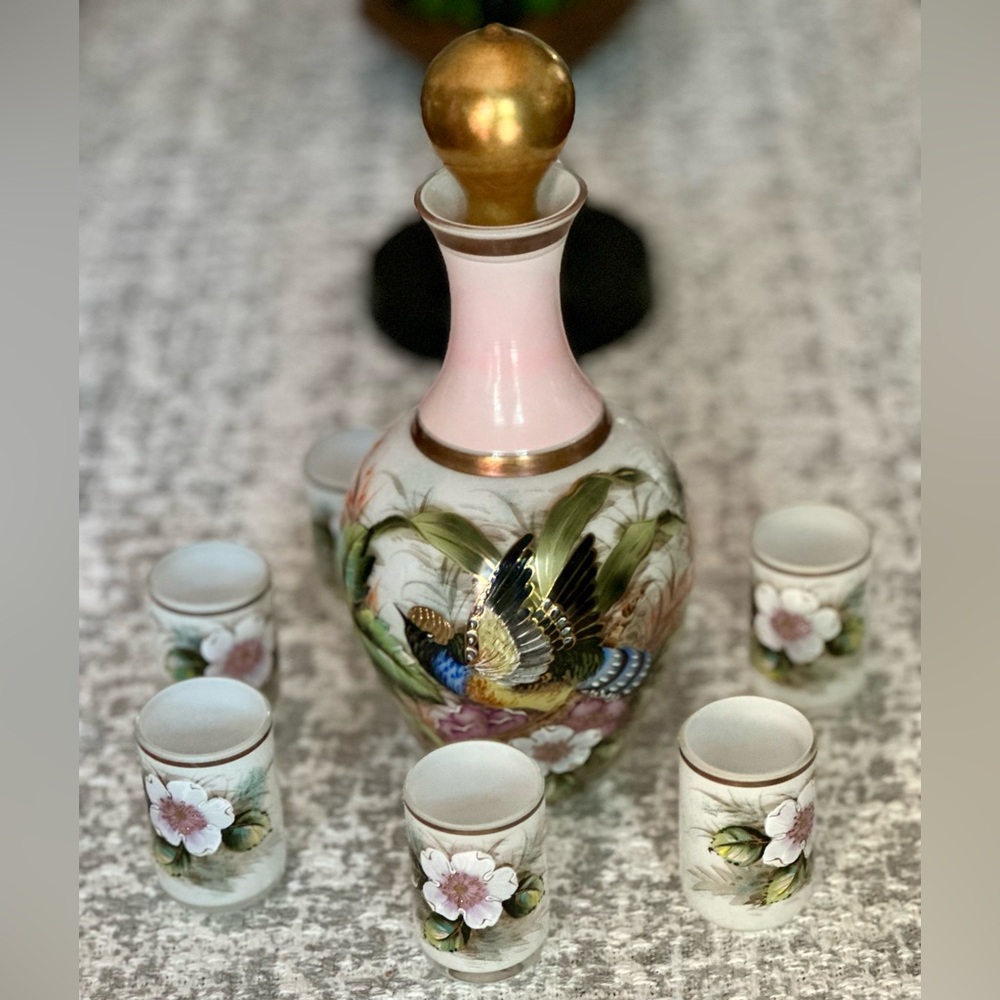 Stunning Vintage Hand Painted Czechoslovakia Bohemia Decanter With 6 Cups, EUC - Picture 9 of 13